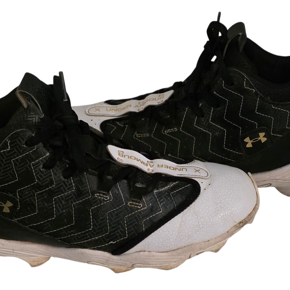 Under Armour Black and White Baseball Cleats